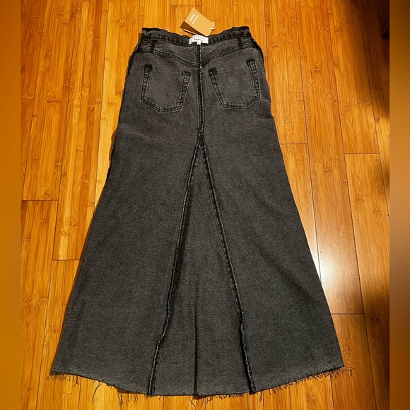 HP 🎉 NWT Reformation Tazz Maxi Denim Skirt Size S / 24 - Picture 8 of 16